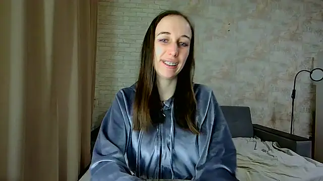 Snapshot of Anika_bloom chatting on May 2026 09:13:01 PM Anika bloom online show from May 2026 09:13:01 PM