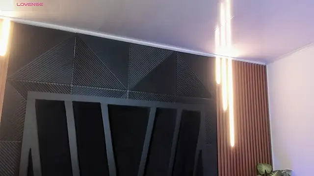 JeanColleman online show from December 2025 11:14:02 PM