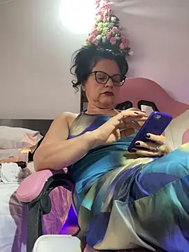 Snapshot of Sharongirl07 chatting on February 2026 12:25:01 PM Sharongirl07 online show from February 2026 12:25:01 PM