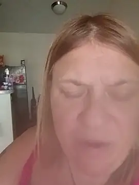 Playmate86 online show from April 2026 01:05:01 PM