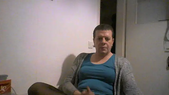 Peternylon1978 online show from December 2024 09:48:01 PM