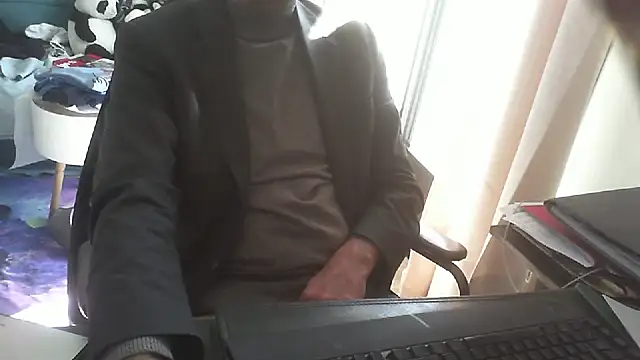 shyfrenchcock1 online show from April 2026 08:56:01 AM