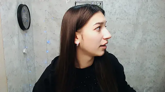 Snapshot of KarolinaRosse_ chatting on January 2025 07:10:01 AM KarolinaRosse  online show from January 2025 07:10:01 AM