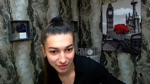 Snapshot of KarolinaRosse_ chatting on January 2025 07:03:01 AM KarolinaRosse  online show from January 2025 07:03:01 AM
