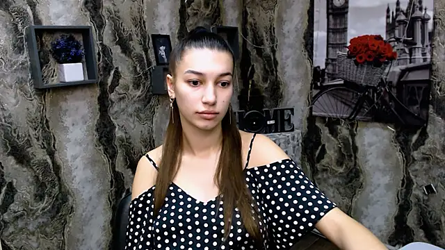 Snapshot of KarolinaRosse_ chatting on January 2025 05:55:01 AM KarolinaRosse  online show from January 2025 05:55:01 AM