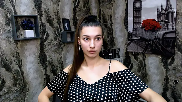 Snapshot of KarolinaRosse_ chatting on January 2025 08:58:01 AM KarolinaRosse  online show from January 2025 08:58:01 AM
