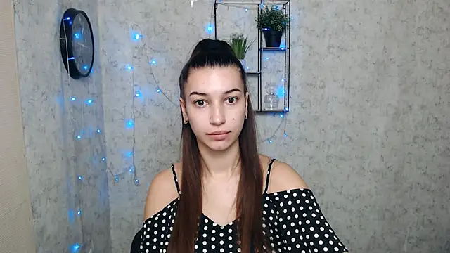 Snapshot of KarolinaRosse_ chatting on January 2025 07:17:01 AM KarolinaRosse  online show from January 2025 07:17:01 AM