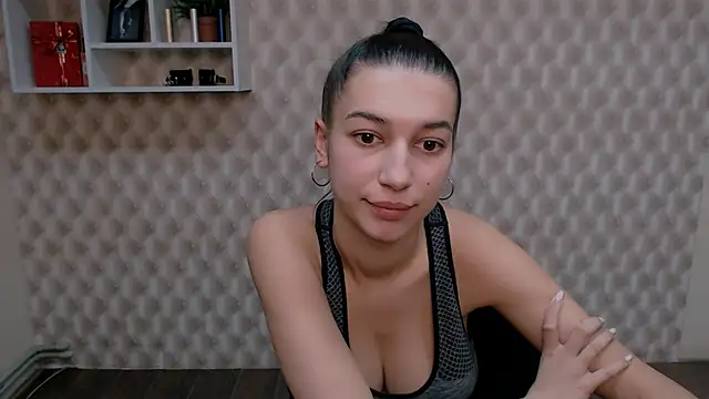Snapshot of KarolinaRosse_ chatting on January 2025 01:14:02 PM KarolinaRosse  online show from January 2025 01:14:02 PM