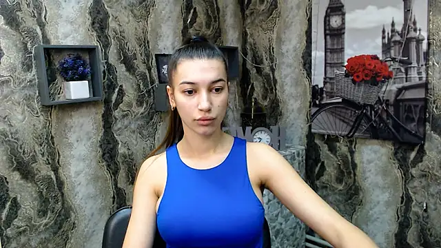 Snapshot of KarolinaRosse_ chatting on January 2025 07:04:02 AM KarolinaRosse  online show from January 2025 07:04:02 AM