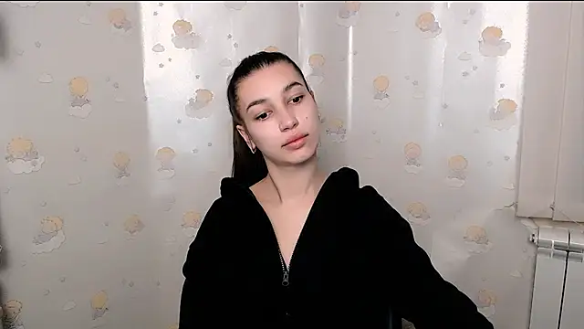 Snapshot of KarolinaRosse_ chatting on February 2025 06:46:02 AM KarolinaRosse  online show from February 2025 06:46:02 AM