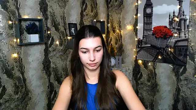 Snapshot of KarolinaRosse_ chatting on February 2025 01:06:01 PM KarolinaRosse  online show from February 2025 01:06:01 PM