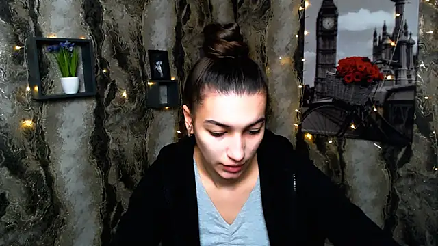 Snapshot of KarolinaRosse_ chatting on February 2025 10:49:02 AM KarolinaRosse  online show from February 2025 10:49:02 AM