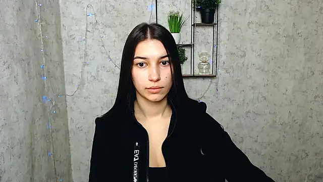 Snapshot of KarolinaRosse_ chatting on February 2025 07:05:01 AM KarolinaRosse  online show from February 2025 07:05:01 AM