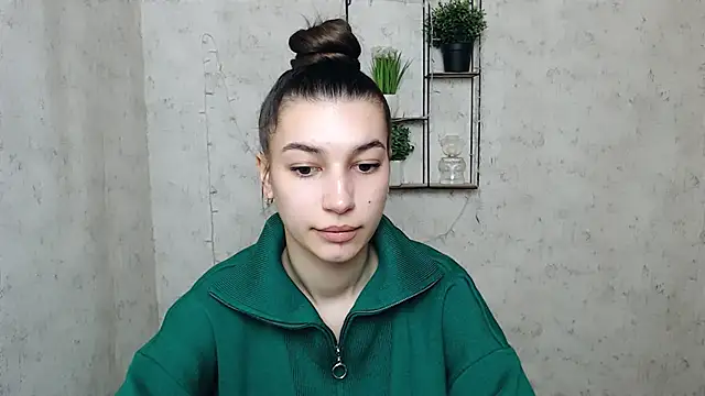 Snapshot of KarolinaRosse_ chatting on March 2025 06:54:02 AM KarolinaRosse  online show from March 2025 06:54:02 AM