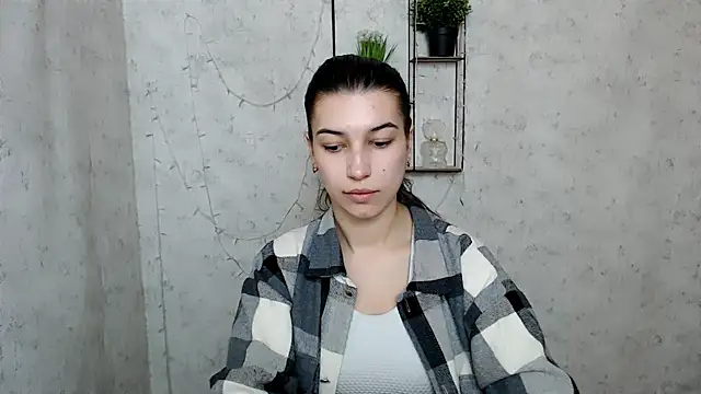 Snapshot of KarolinaRosse_ chatting on March 2025 06:58:02 AM KarolinaRosse  online show from March 2025 06:58:02 AM
