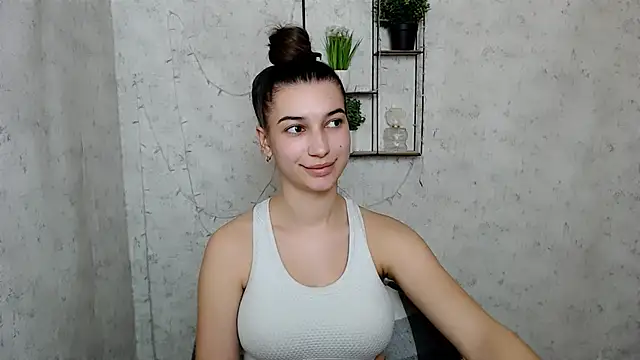 Snapshot of KarolinaRosse_ chatting on March 2025 01:40:02 PM KarolinaRosse  online show from March 2025 01:40:02 PM