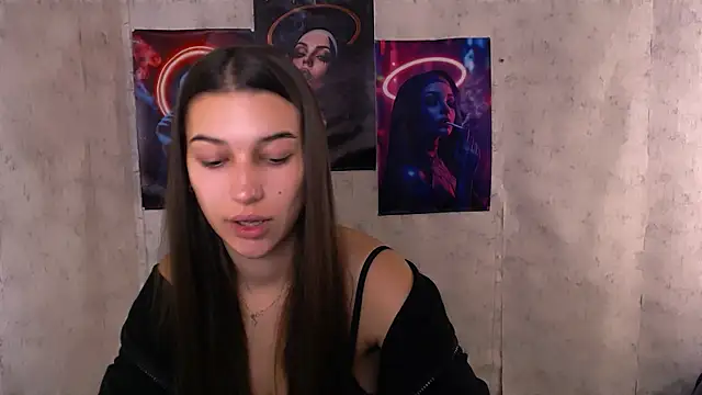 Snapshot of KarolinaRosse_ chatting on October 2025 05:48:02 AM KarolinaRosse  online show from October 2025 05:48:02 AM