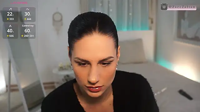 Snapshot of ZoeeZolton chatting on January 2025 08:58:02 PM ZoeeZolton online show from January 2025 08:58:02 PM