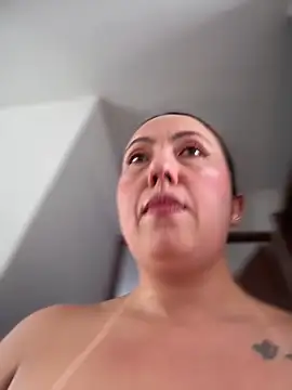 VIOLETA-25  online show from March 2026 03:05:04 PM