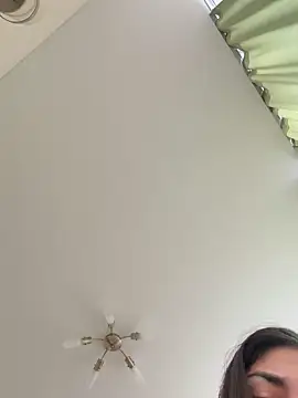 Snapshot of Sweet_Khalifa_ chatting on February 2025 08:39:01 AM Sweet Khalifa  online show from February 2025 08:39:01 AM