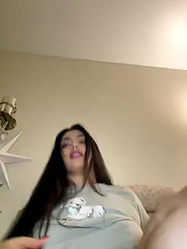 Snapshot of Sweet_Khalifa_ chatting on December 2025 03:20:04 PM Sweet Khalifa online show from December 2025 03:20:04 PM