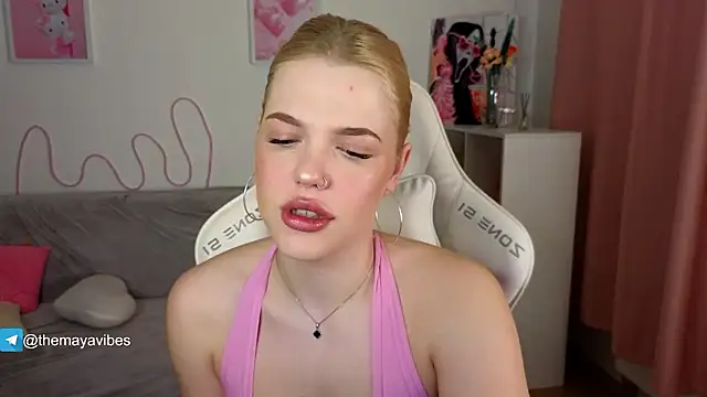 Snapshot of Maya_Rave chatting on February 2026 03:48:01 AM Maya Rave online show from February 2026 03:48:01 AM