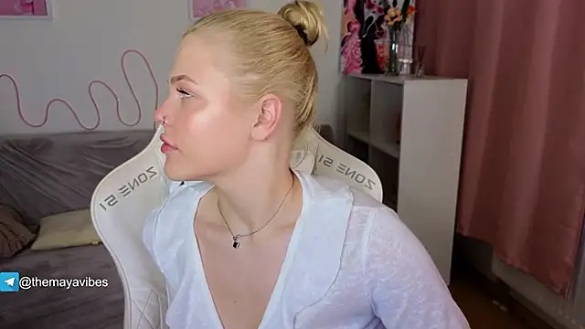 Snapshot of Maya_Rave chatting on February 2026 03:39:01 AM Maya Rave online show from February 2026 03:39:01 AM