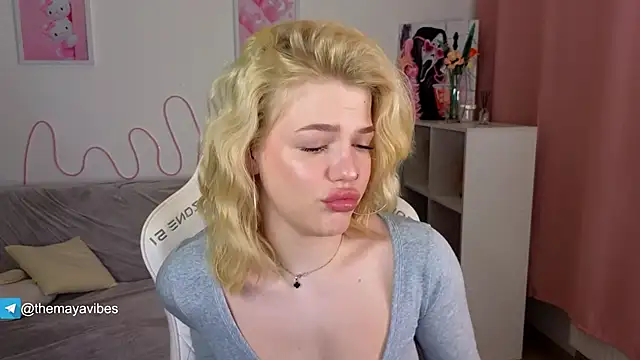 Snapshot of Maya_Rave chatting on March 2026 03:19:01 AM Maya Rave online show from March 2026 03:19:01 AM