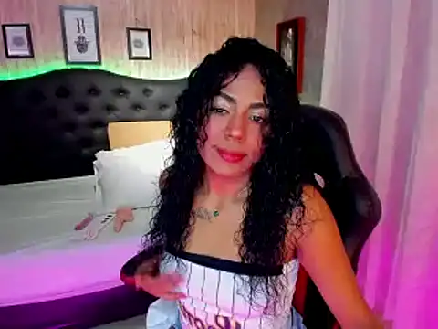 Snapshot of Edelaine_rogers chatting on January 2025 07:49:01 PM Edelaine rogers online show from January 2025 07:49:01 PM