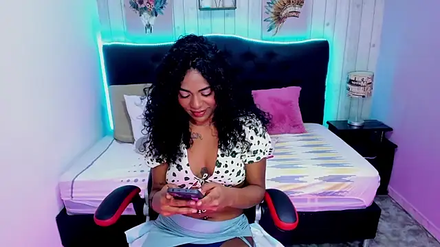 Snapshot of Edelaine_rogers chatting on September 2025 05:39:02 AM Edelaine rogers online show from September 2025 05:39:02 AM
