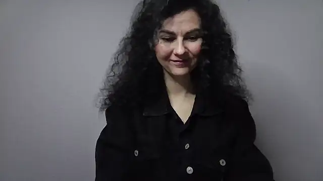 Snapshot of MiraLove362 chatting on December 2024 08:47:01 PM MiraLove362 online show from December 2024 08:47:01 PM