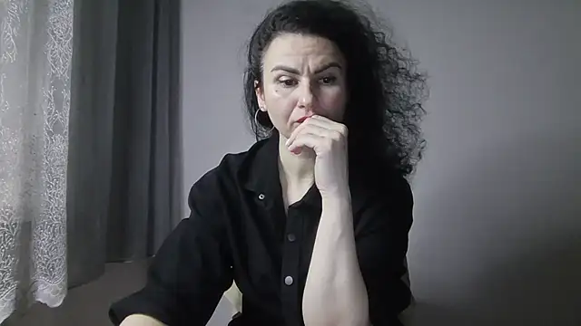 Snapshot of MiraLove362 chatting on February 2025 08:20:02 PM MiraLove362 online show from February 2025 08:20:02 PM