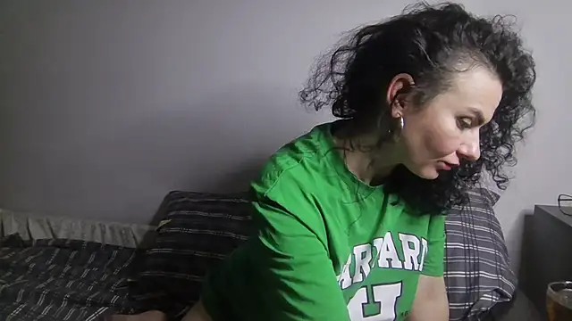 Snapshot of MiraLove362 chatting on March 2025 08:21:01 PM MiraLove362 online show from March 2025 08:21:01 PM