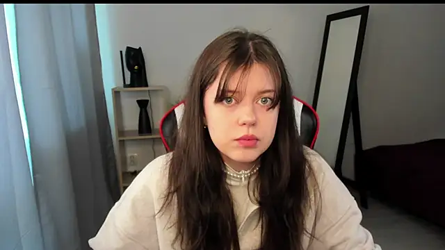 Este Glen online show from March 2025 11:17:02 AM