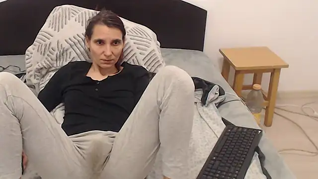 pussywetsquirty online show from April 2026 05:30:01 AM