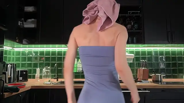 solar bella online show from February 2026 04:27:02 AM