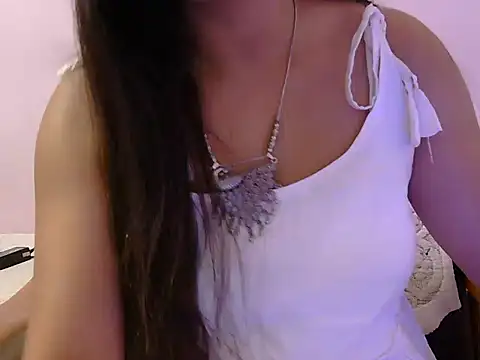 Snapshot of diva-22 chatting on January 2025 02:36:01 PM diva-22 online show from January 2025 02:36:01 PM