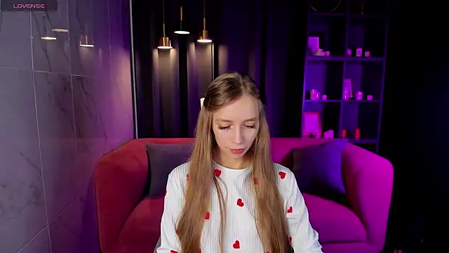 Snapshot of OliviaGentle chatting on December 2024 03:55:01 PM OliviaGentle online show from December 2024 03:55:01 PM