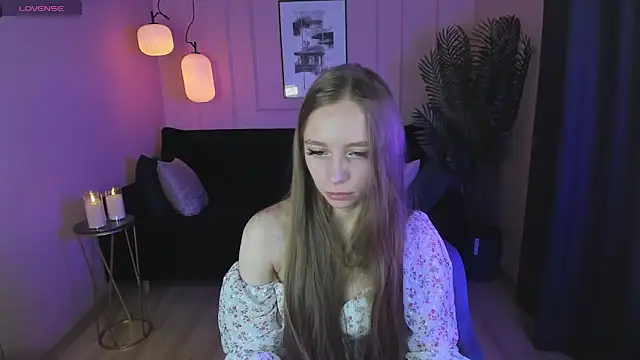 Snapshot of OliviaGentle chatting on December 2024 12:34:01 AM OliviaGentle online show from December 2024 12:34:01 AM