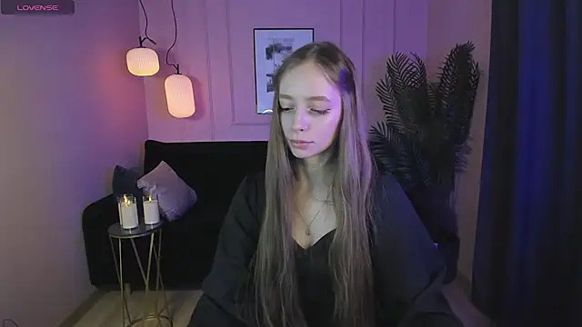 Snapshot of OliviaGentle chatting on December 2024 12:46:02 AM OliviaGentle online show from December 2024 12:46:02 AM