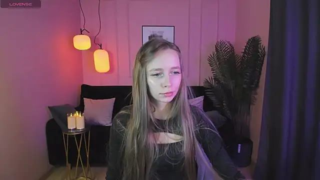 Snapshot of OliviaGentle chatting on January 2025 07:07:02 PM OliviaGentle online show from January 2025 07:07:02 PM