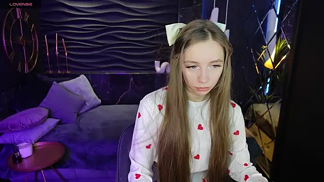 Snapshot of OliviaGentle chatting on January 2025 01:00:01 AM OliviaGentle online show from January 2025 01:00:01 AM