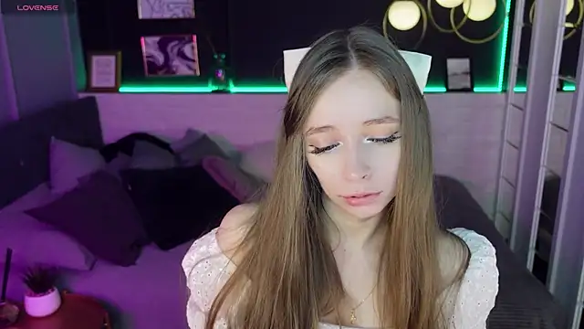 Snapshot of OliviaGentle chatting on January 2025 06:53:02 PM OliviaGentle online show from January 2025 06:53:02 PM