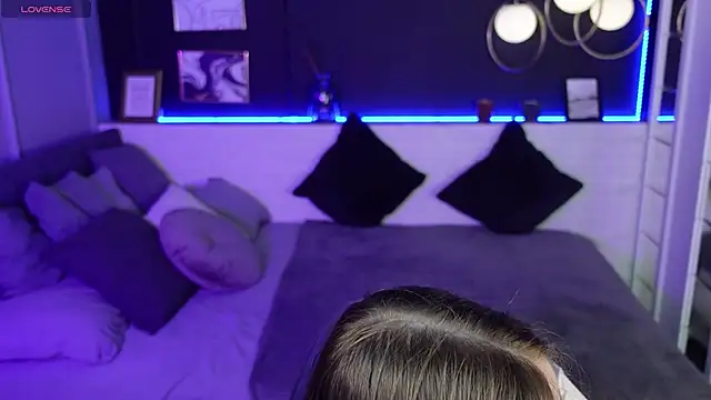 Snapshot of OliviaGentle chatting on January 2025 10:57:01 PM OliviaGentle online show from January 2025 10:57:01 PM