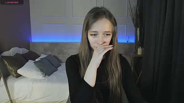 Snapshot of OliviaGentle chatting on January 2025 10:43:01 PM OliviaGentle online show from January 2025 10:43:01 PM