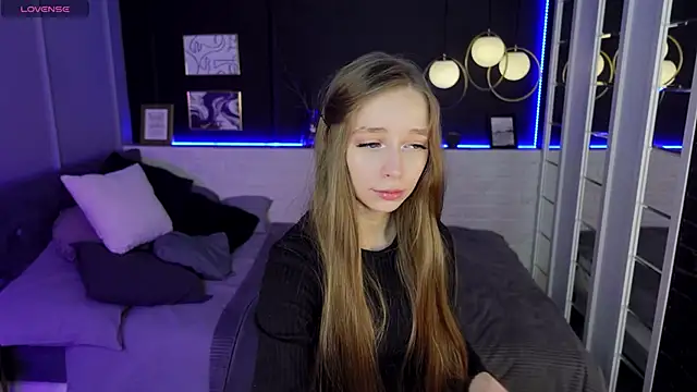 Snapshot of OliviaGentle chatting on February 2025 02:22:02 AM OliviaGentle online show from February 2025 02:22:02 AM