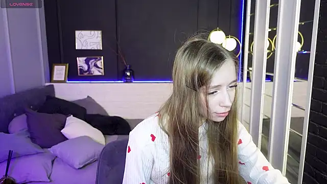 Snapshot of OliviaGentle chatting on February 2025 04:36:01 AM OliviaGentle online show from February 2025 04:36:01 AM