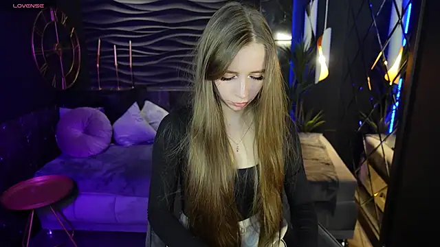 Snapshot of OliviaGentle chatting on February 2025 10:59:01 PM OliviaGentle online show from February 2025 10:59:01 PM