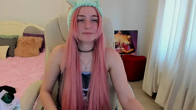 Snapshot of LisaElfy chatting on February 2025 07:23:02 AM LisaElfy online show from February 2025 07:23:02 AM