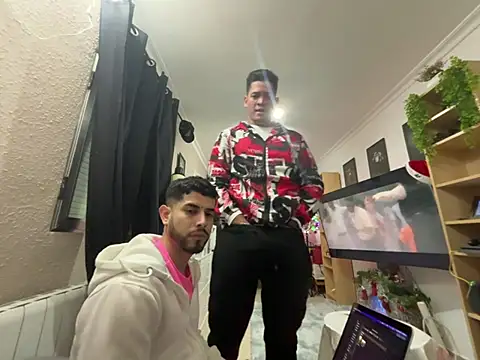 Chicos defiesta online show from December 2024 10:20:01 PM